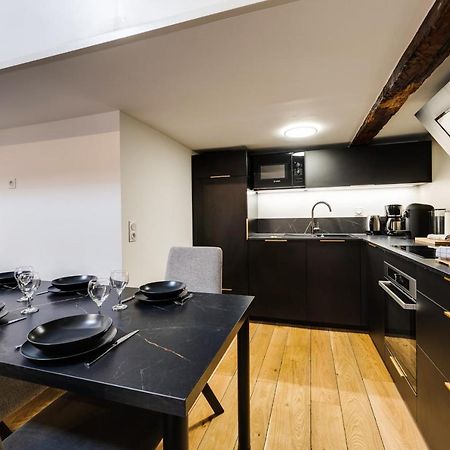 Le Septqatre - Grand Triplex Au Coeur De La Vieille Ville Annecy Exterior photo