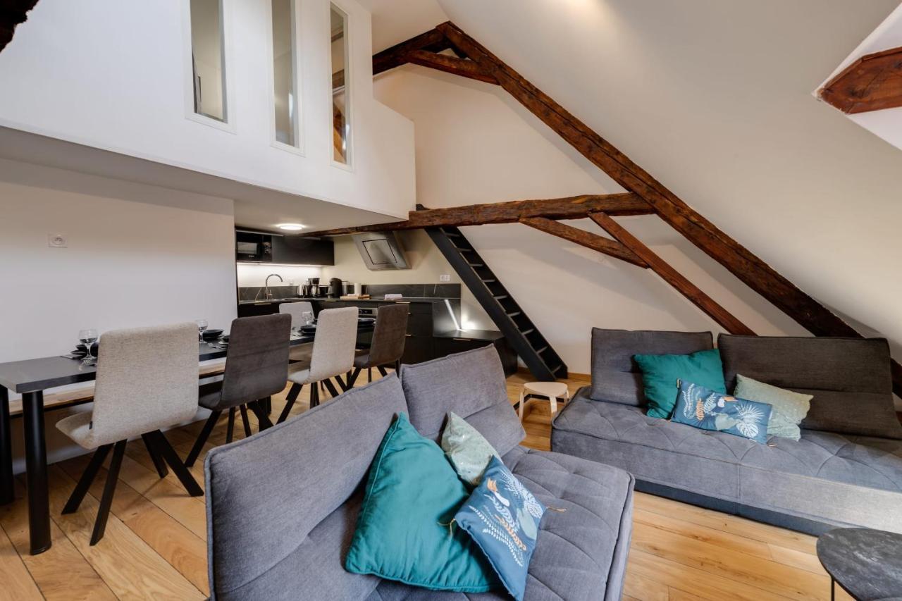 Le Septqatre - Grand Triplex Au Coeur De La Vieille Ville Annecy Exterior photo