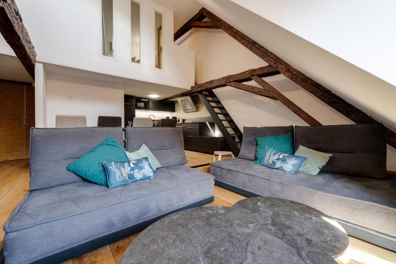 Le Septqatre - Grand Triplex Au Coeur De La Vieille Ville Annecy Exterior photo