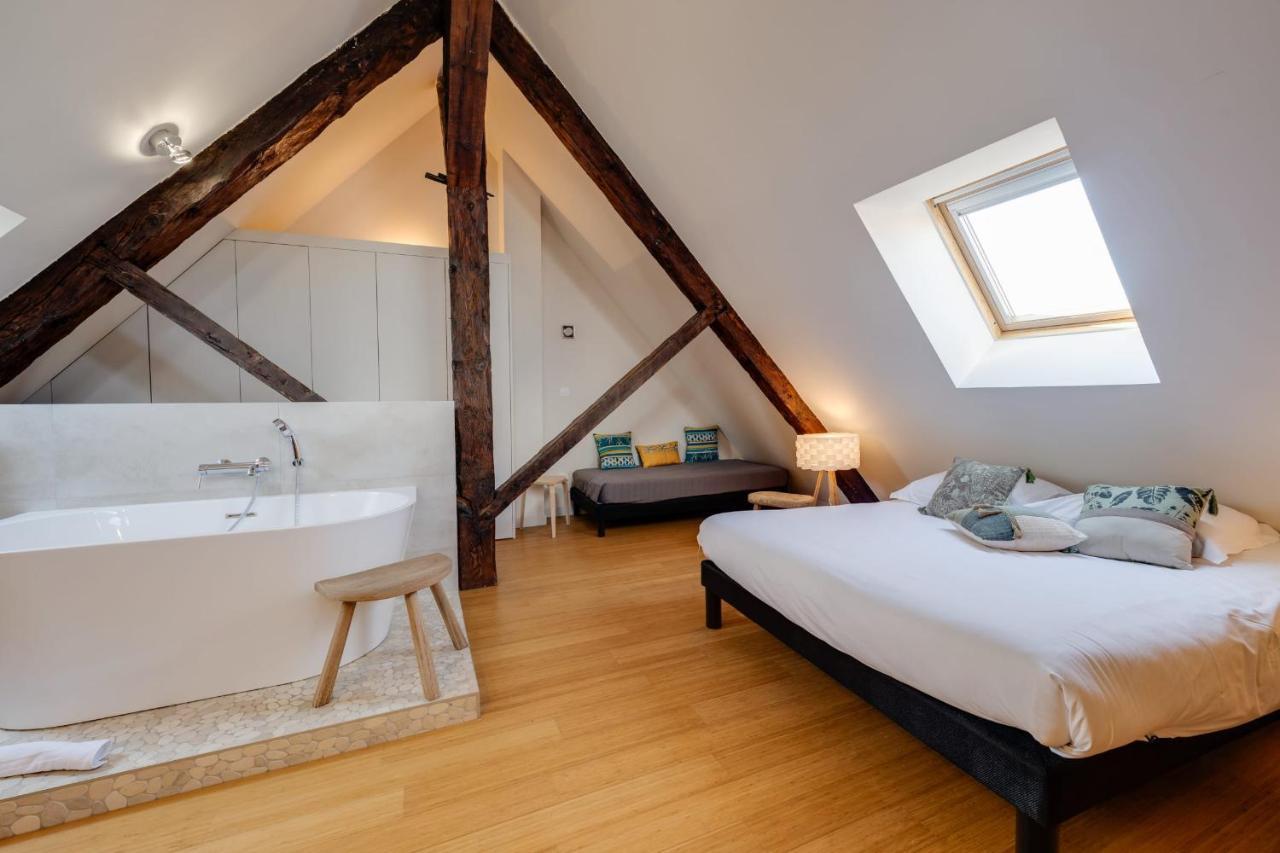 Le Septqatre - Grand Triplex Au Coeur De La Vieille Ville Annecy Exterior photo